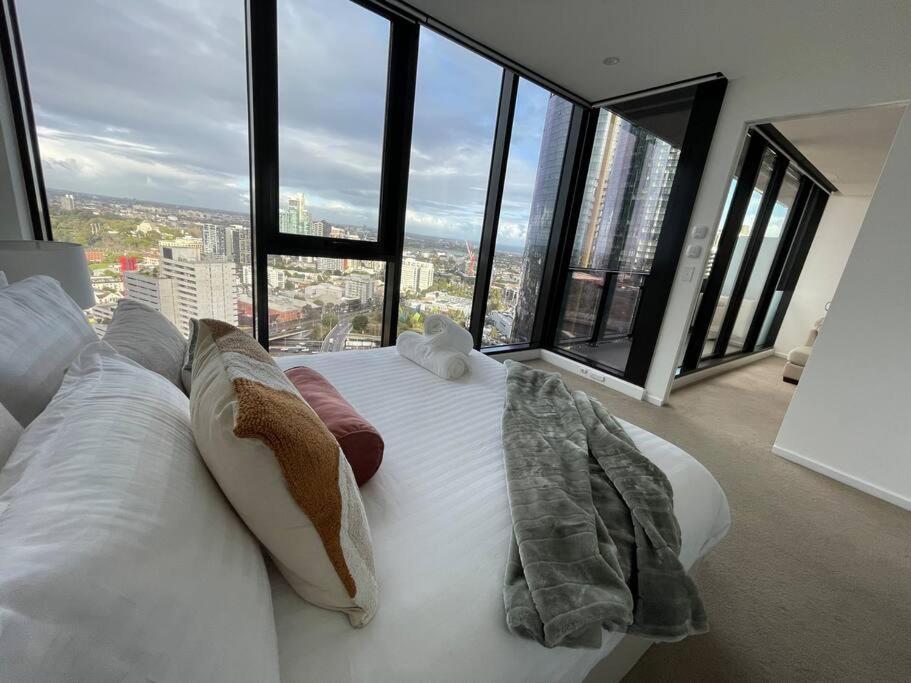 Lux 3 Bedroom Apartment In Southbank Melbourne Exterior photo
